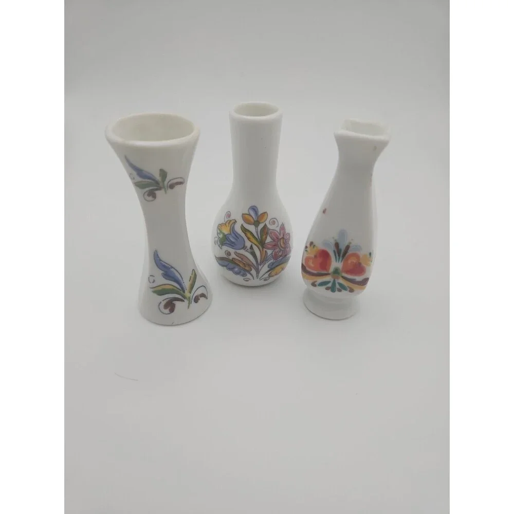 Set Of Five Tiny￼Vases